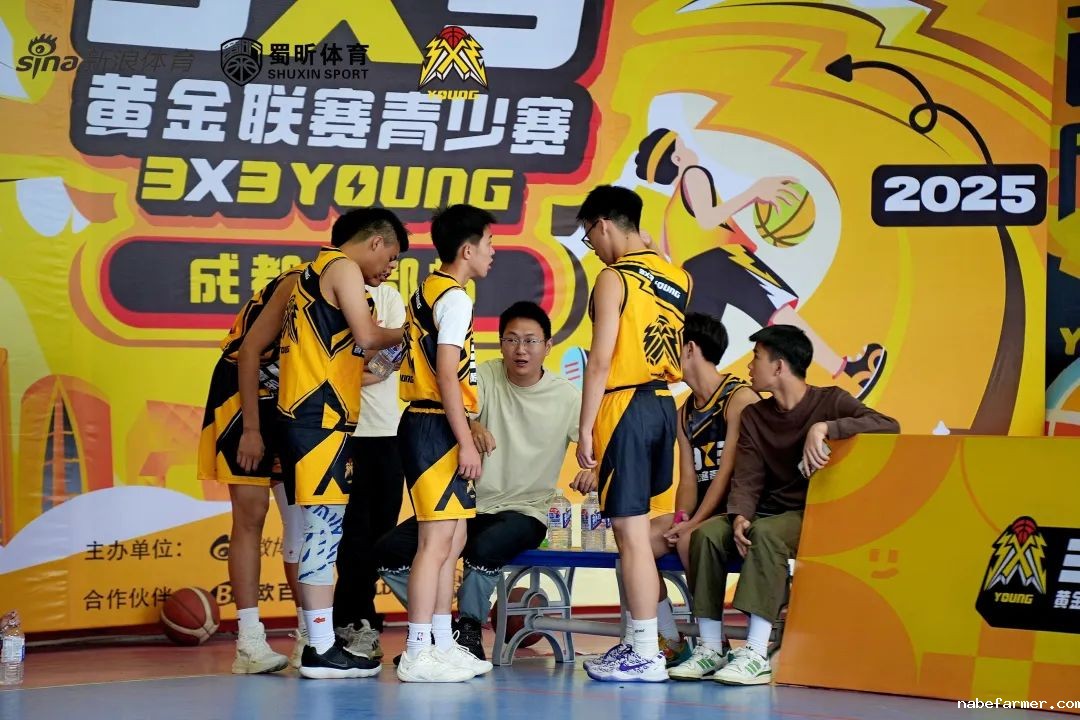 七战全胜夺桂冠!绵实外国语学校U16篮球队闪耀黄金联赛,彰显12年贯通培养硬实力