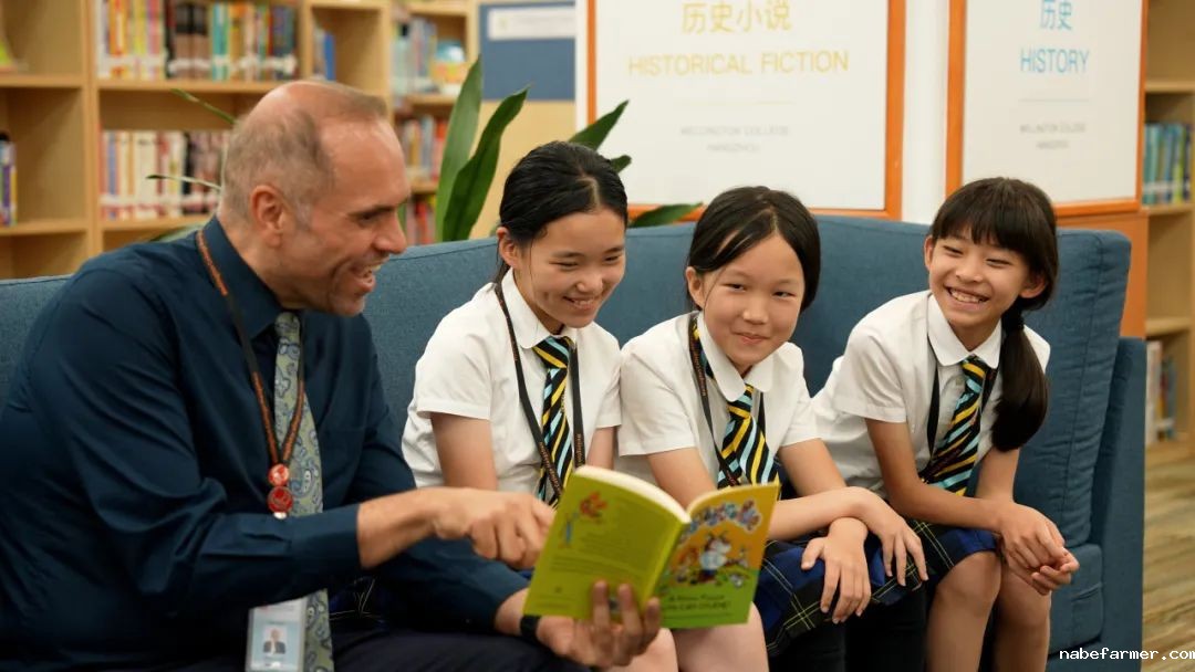 课间咖啡|屡获国际文学大奖的教师
