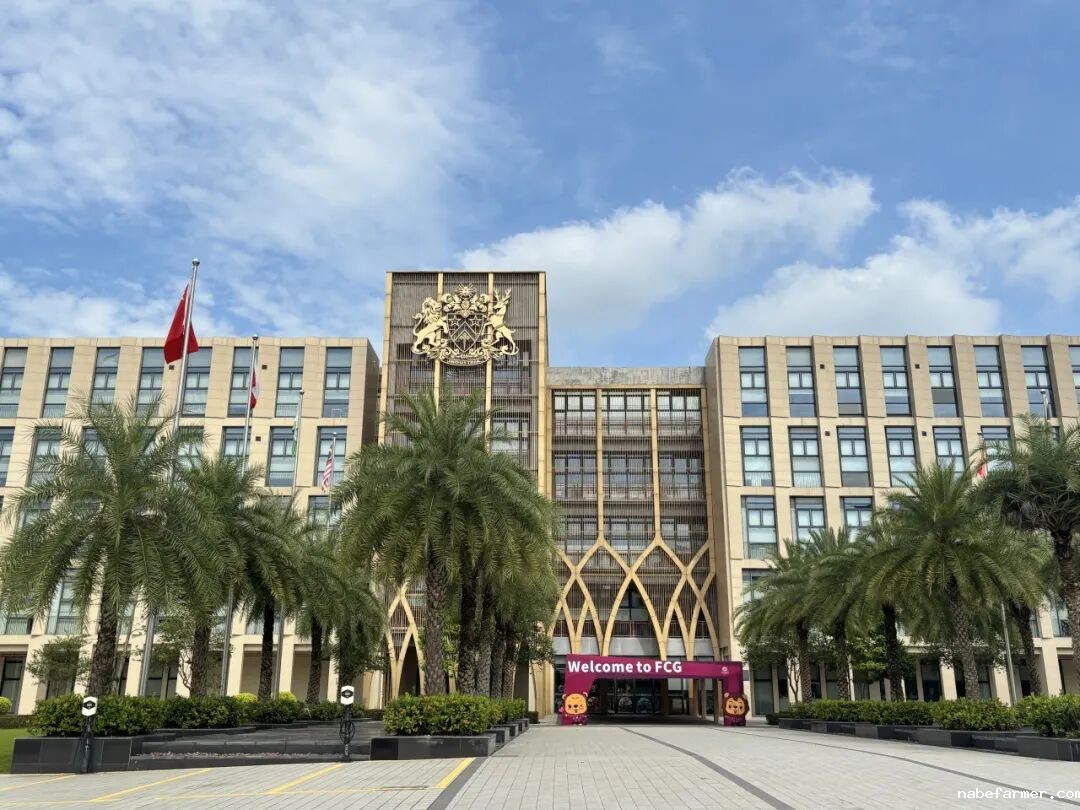 去过深圳最贵的学校后,还是被这所学校惊到了...