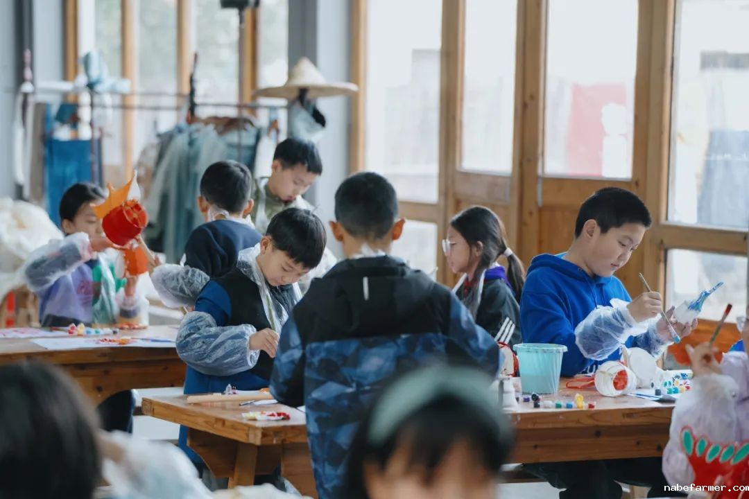 FLA小学部暑期营｜这个夏天双营  带你玩转世界