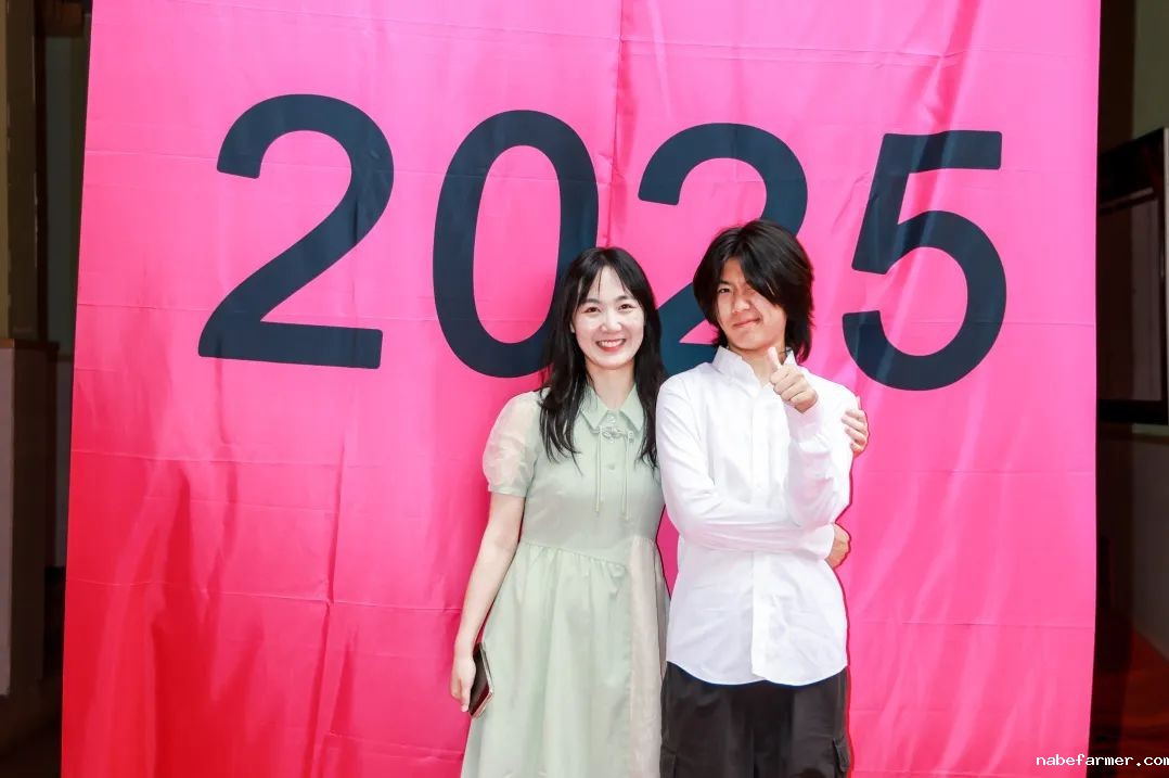 高2025届毕业典礼 | 扬帆起航，执炬前行，少年们去冲击更广阔的世界吧！