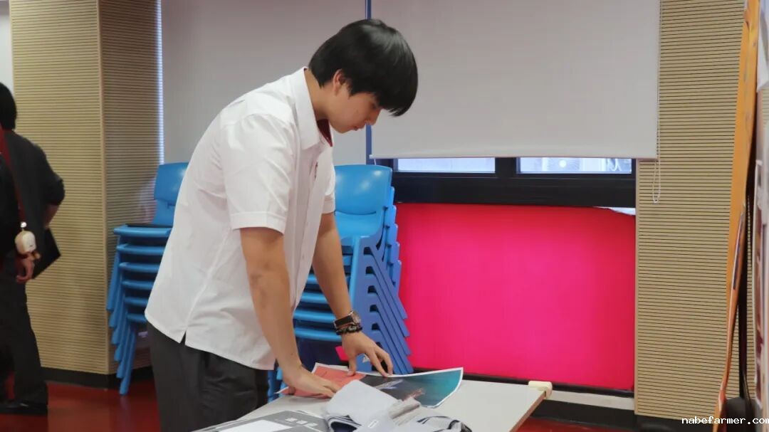 漢鼎事｜思維之光：漢鼎書院十三年級TOK展覽引領探索知識之旅